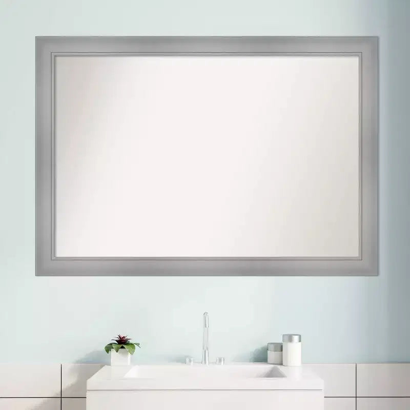 Specchio da parete per bagno Flair 40" x 28", nichel lucido, ferramenta per montaggio inclusa