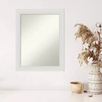 Specchio da parete stretto Flair Soft White da 56 x 71 cm, rettangolare moderno, include ferramenta di montaggio