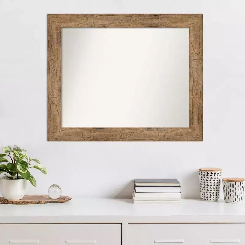Specchio da parete Ashton nero in legno smussato 31" x 25", stile moderno, include l'hardware di montaggio