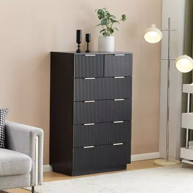 Sedia da ufficio girevole con braccioli in rattan, imbottitura in misto lino naturale e schiuma