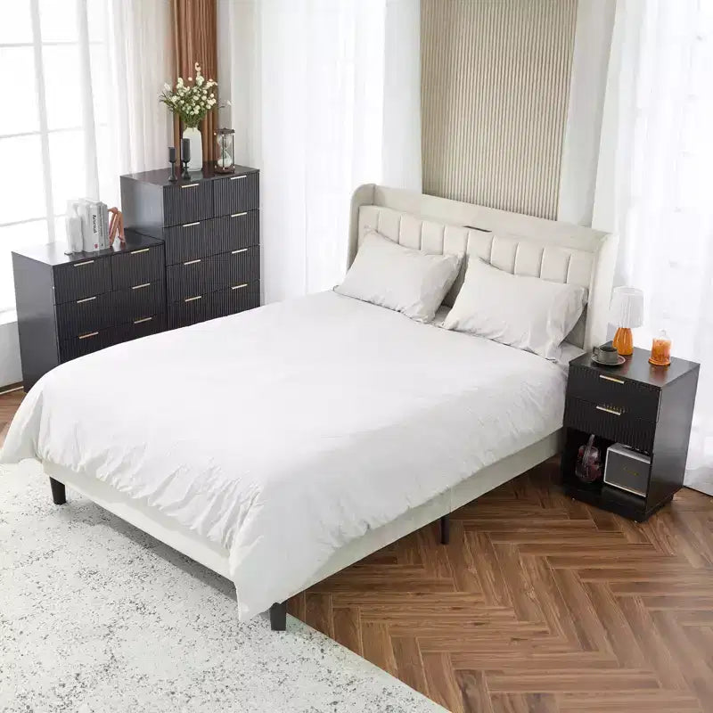 Sedia da ufficio girevole con braccioli in rattan, imbottitura in misto lino naturale e schiuma