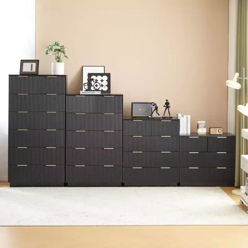 Sedia da ufficio girevole con braccioli in rattan, imbottitura in misto lino naturale e schiuma