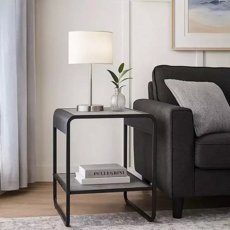 Tavolino moderno da 53 cm con ripiani aperti, in legno, grigio e nero